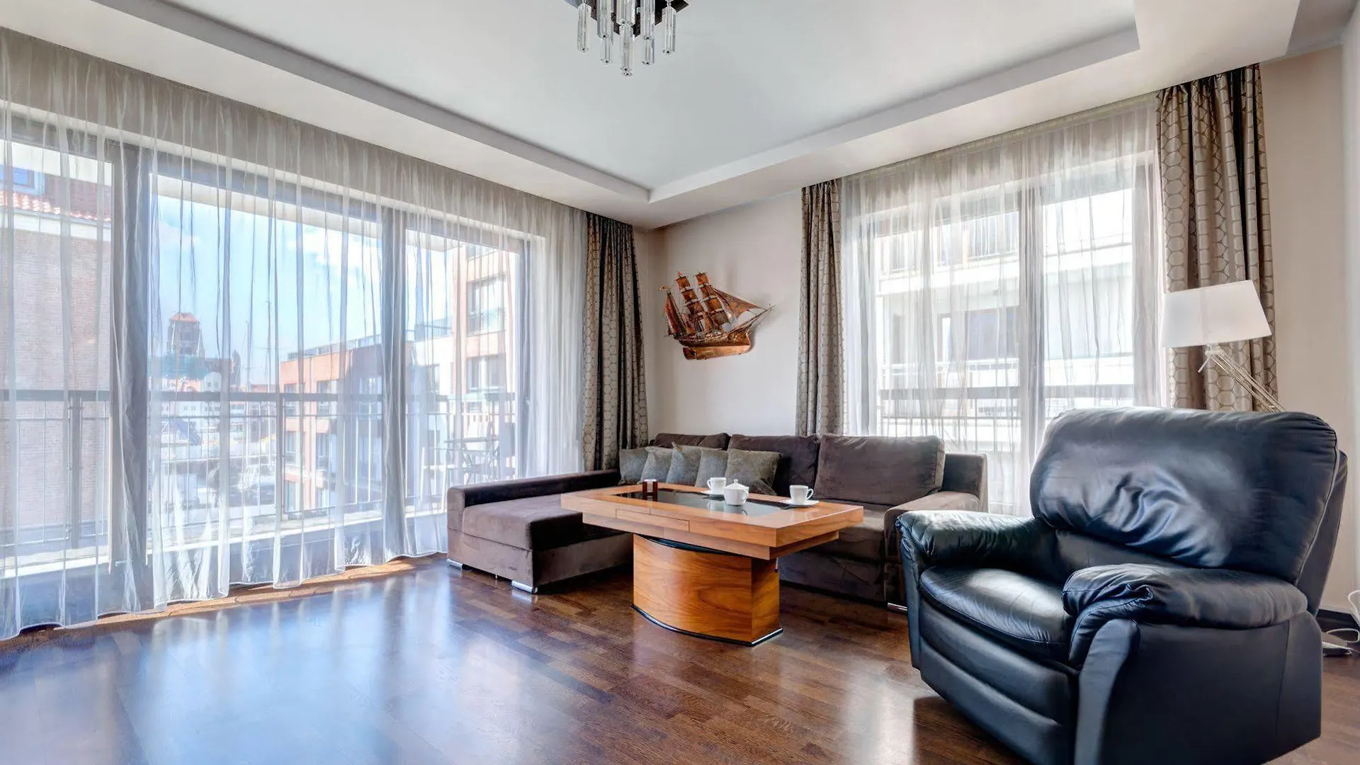 Dom & House - Apartments Szafarnia Gdansk