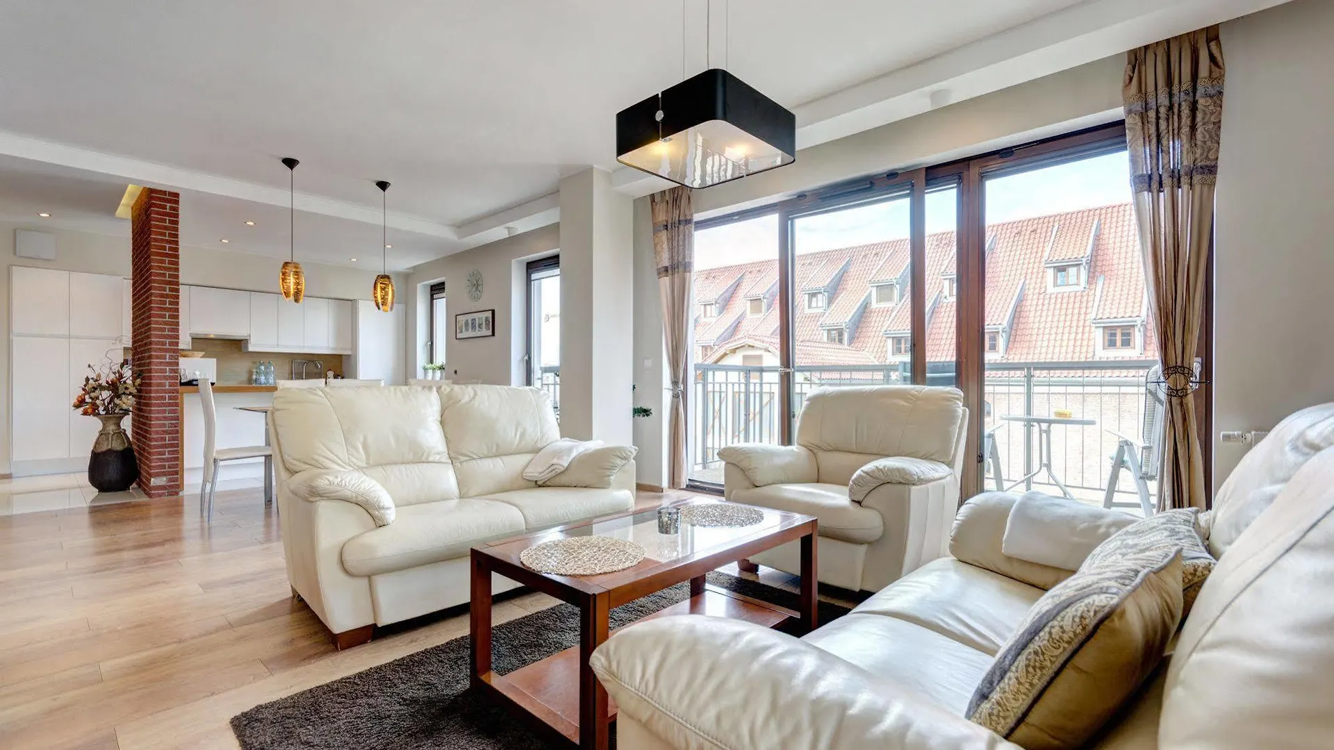 Dom & House - Apartments Szafarnia Gdansk Poland